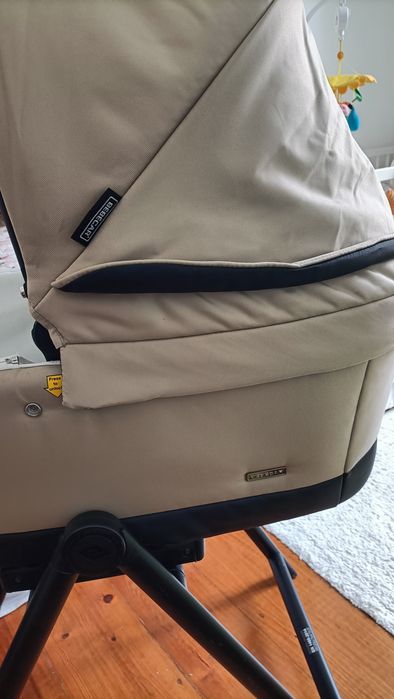 Alcofa Bébécar Wei com suporte easylock