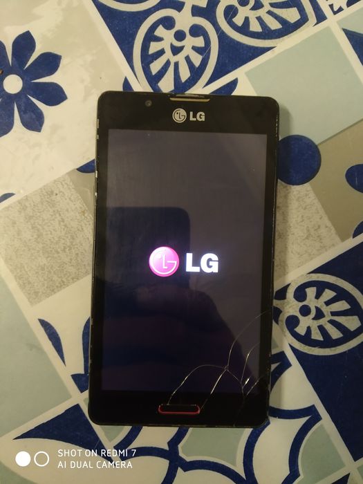 Telemóvel LG ofereceram mas tenho outro