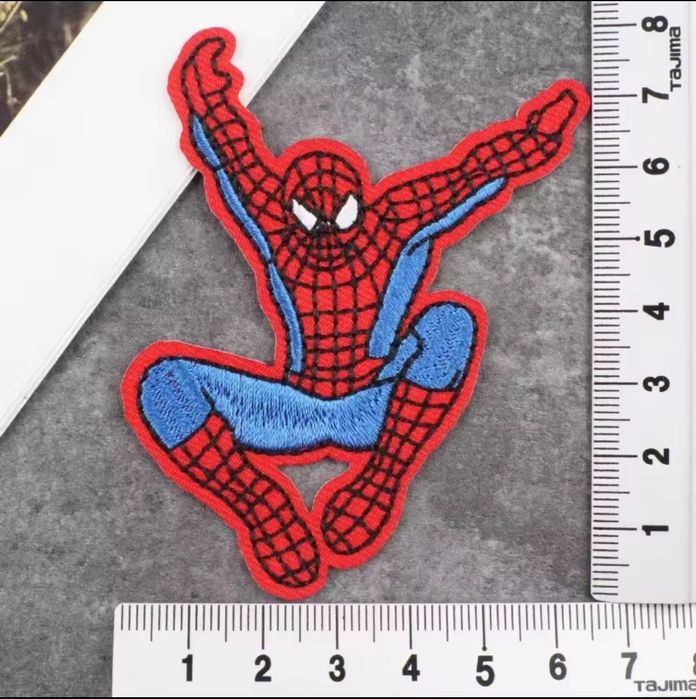 Нашивки лот 15 штук клейова основа пришивні вишиті