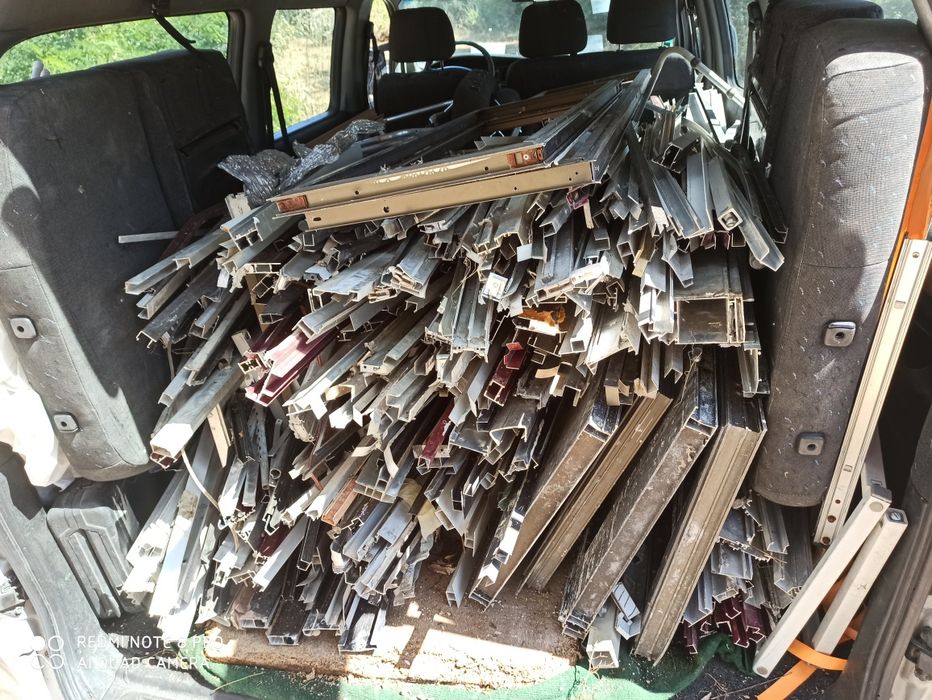 Perfis de alumínio usado