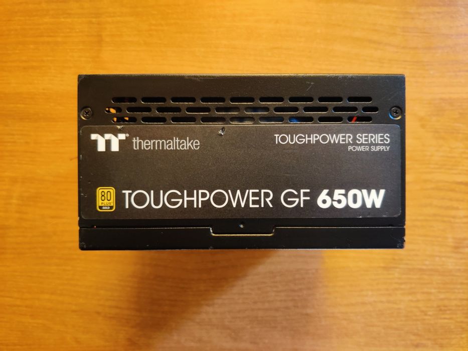 Thermaltake Toughpower GF 650W Gold на пломбе, модульный БП