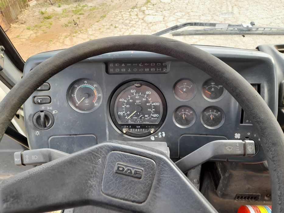 Samochód Ciężarowy DAF FA 55.230 z HDS FASSI