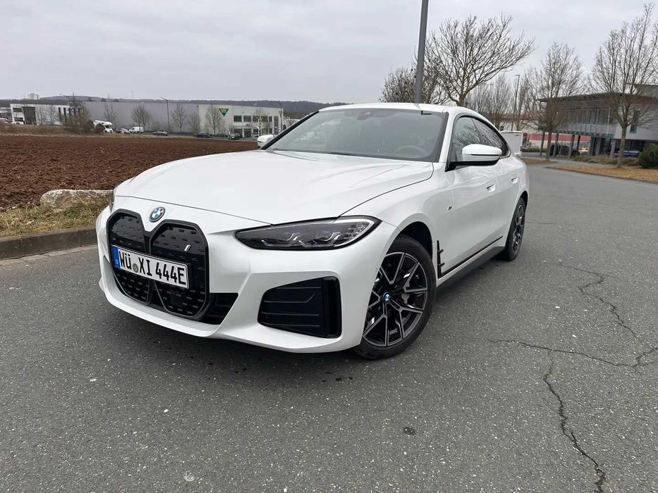 Разборка BMW I4 G26 Бампер б/у автозапчастини