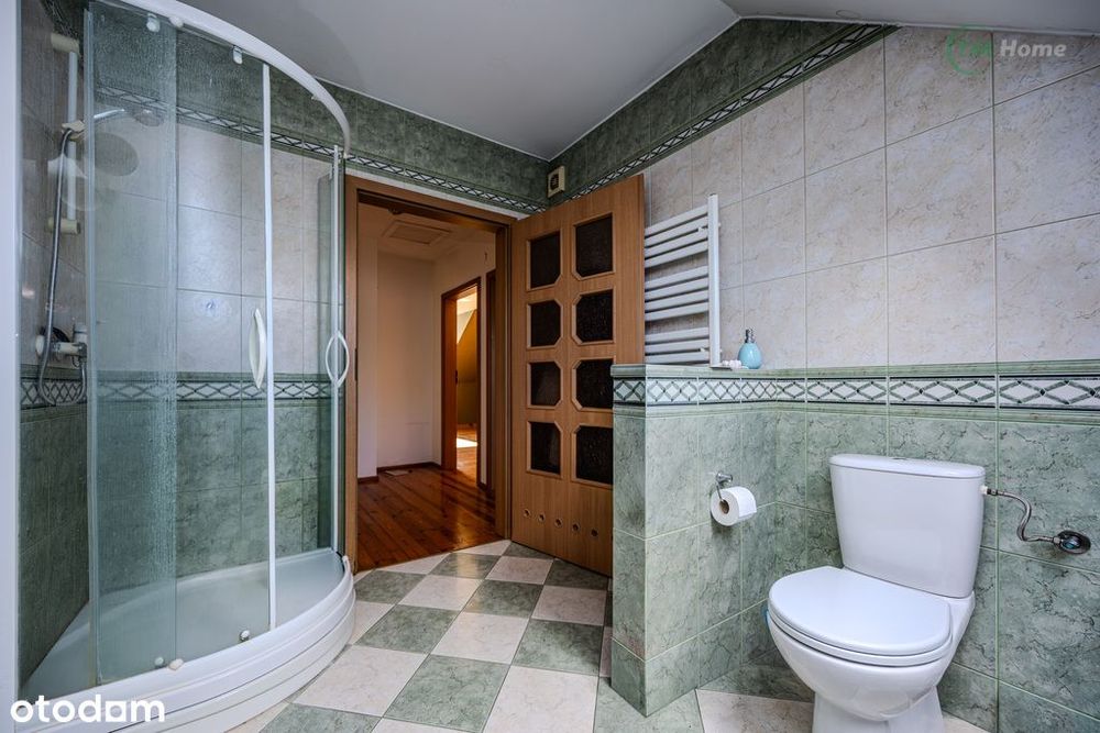 Gostynin dom z budynkiem dla działalności.