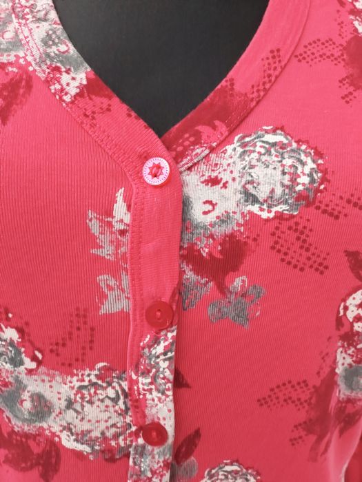 Sweterek rozpinany w roz S/M.