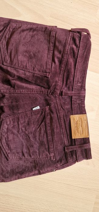 Damskie spodnie Levis roz.27