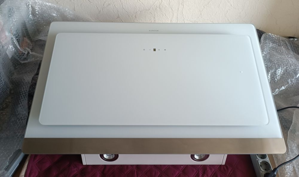 Витяжка настінна Klarstein Aurora Eco 90, біла
