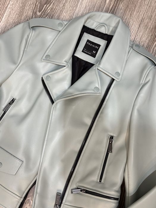 Куртка кожанка, колір ментол, нова, розмір М