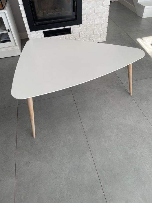 Stolik kawowy biały BRW