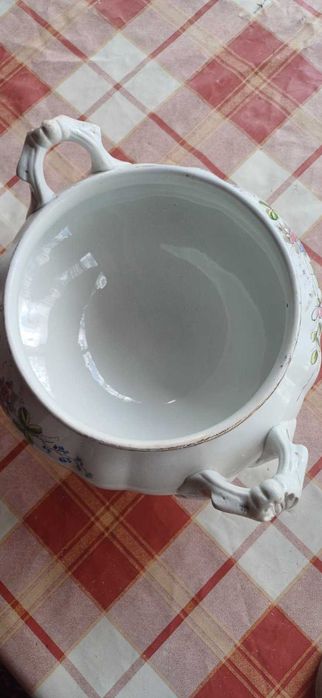 Супник Кузнецов, красивый без сколов, клеймо