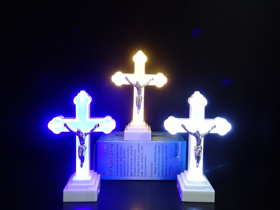 Krzyż Krzyżyk Świecący Led 13cm 13 cm - Wkład Znicz + Baterie - OKAZJA