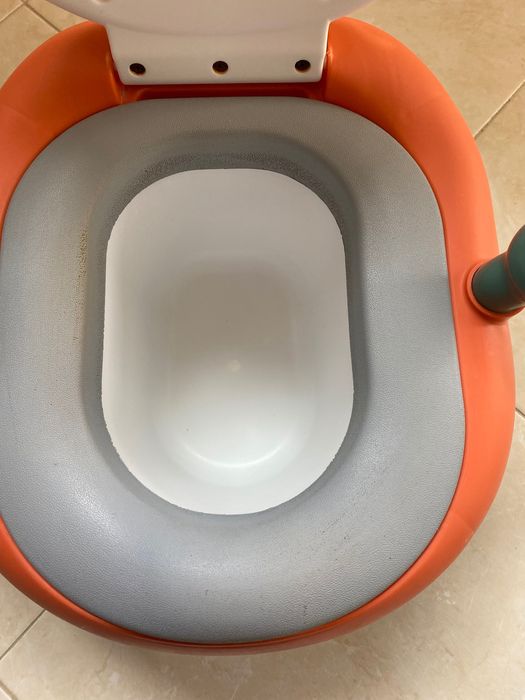 bacio ou sanita para criança