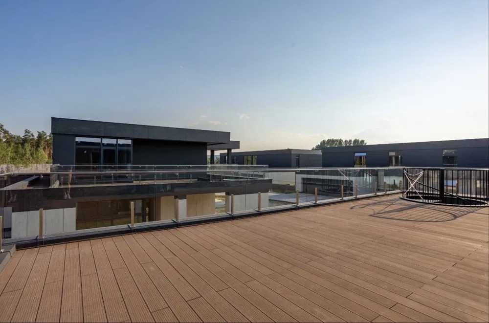 Люксовий ПРЕМІУМ котедж в закритому котеджному містечку в с. Романків.