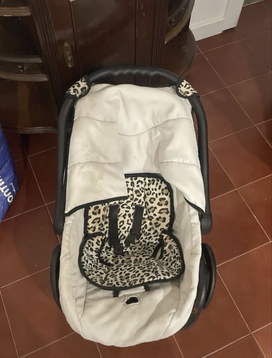 Carrinho de bebe, tres em um