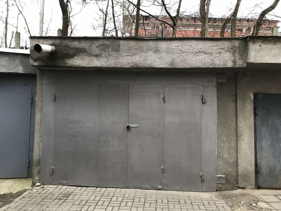 Здається гараж ближній центр (район цитаделі)