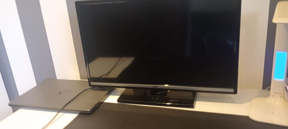 Telewizor LED JVC LT-24V250 24 całe