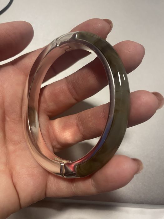Bransoletka Massimo Dutti otwierana  z nefrytem