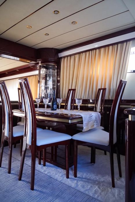 Astondoa Flibridge 66