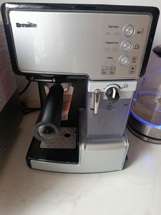 Ekspress Breville prima latte