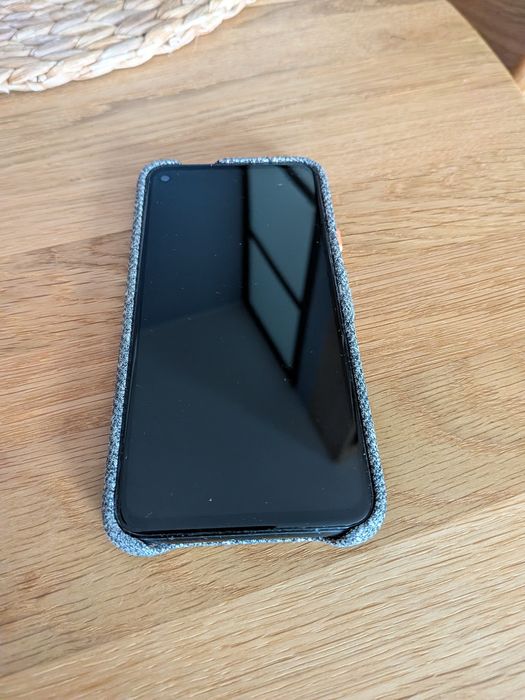 Telefon Google Pixel 4a 6GB RAM/128GB + oryginalne etui