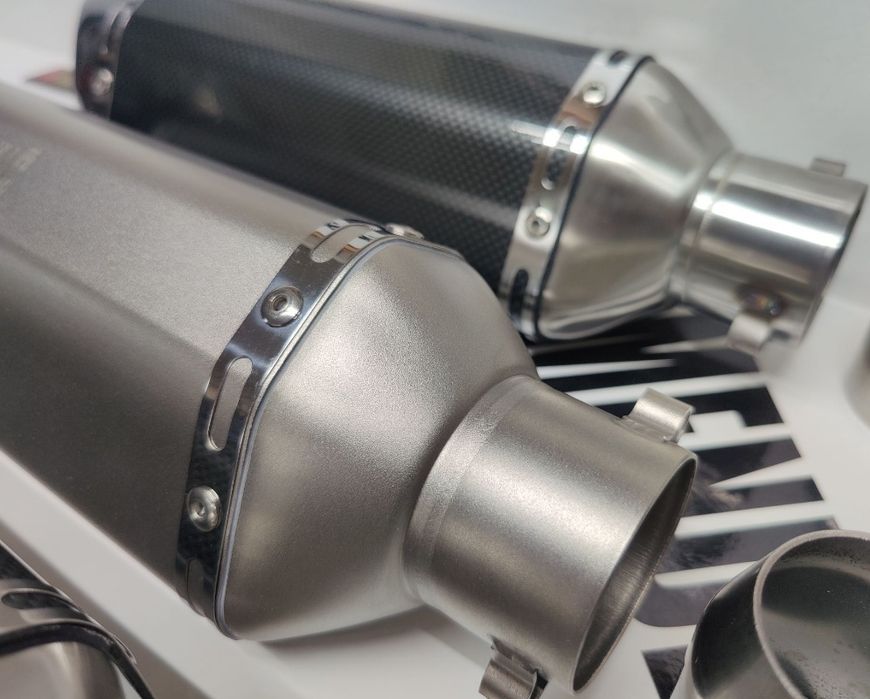 Ponteira de moto tipo akrapovic 37cm