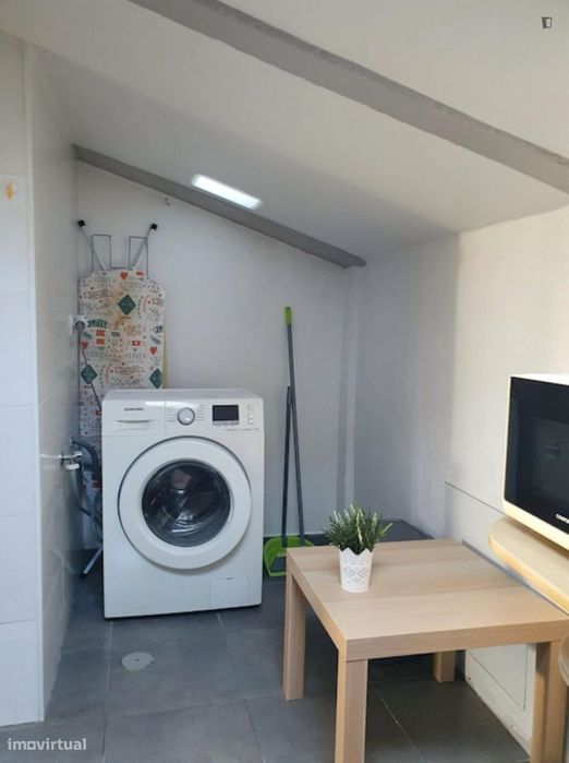 Apartamento com 2 quartos - localizado em Baixa Coimbra