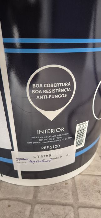 Balde de tinta de 15l mais 5l da brell