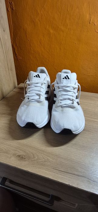 Buty sportowe adidas rozmiar 46/2/3
