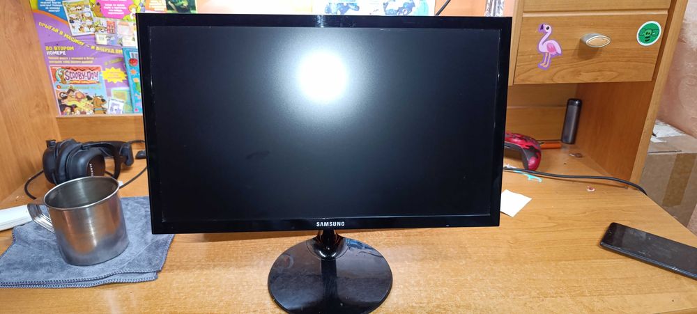 LED монитор Samsung s19