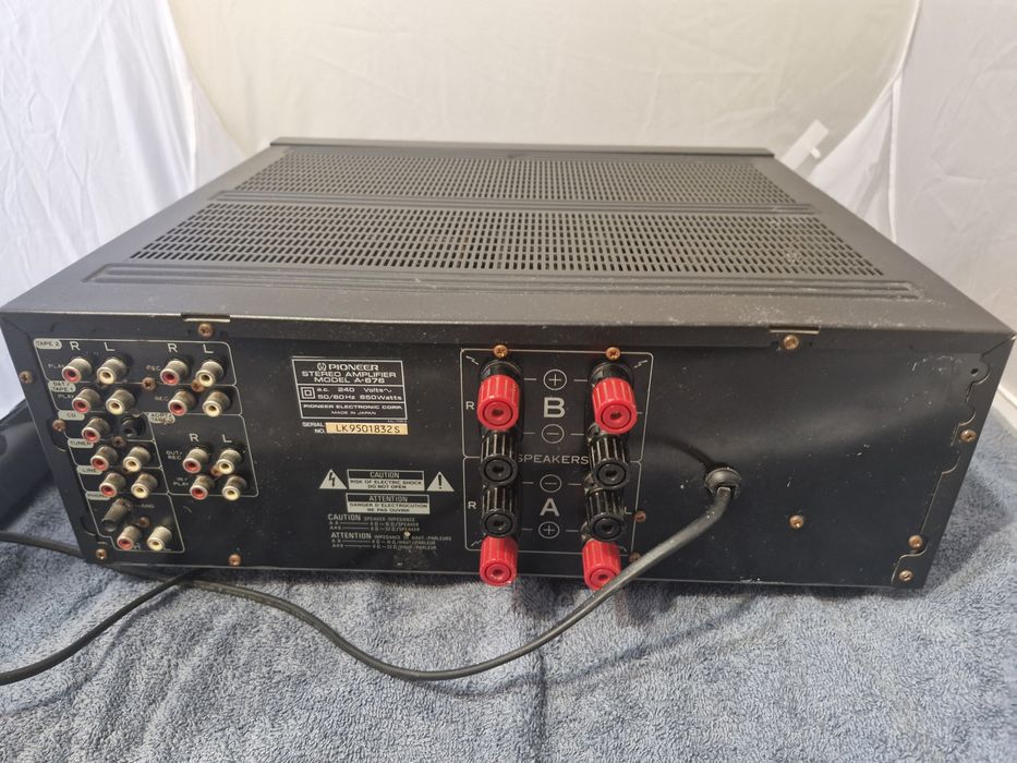 Wzmacniacz Pionieer A-676 70W