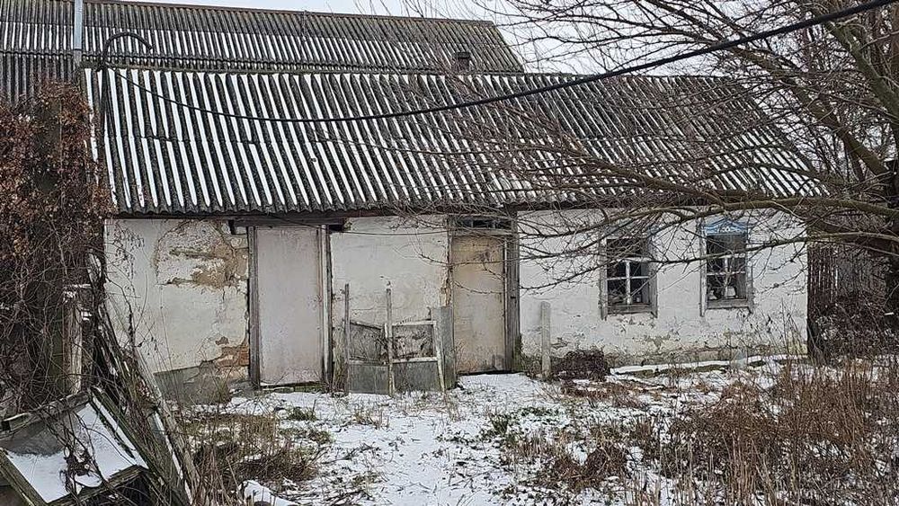 Є будинок, стіни дах, комунікації – зроби ремонт і можна жить.
