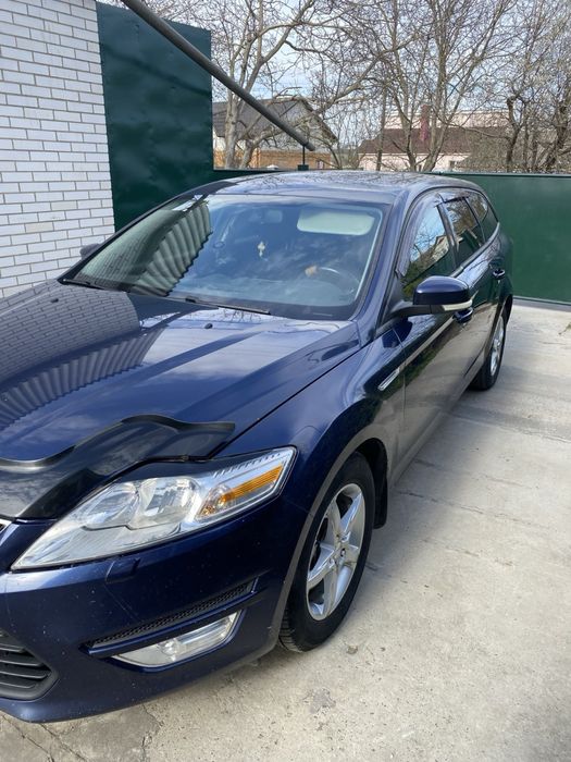 Ford Mondeo 2010 рік
