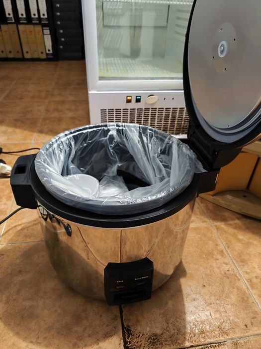 Comedor arroz 8L novo