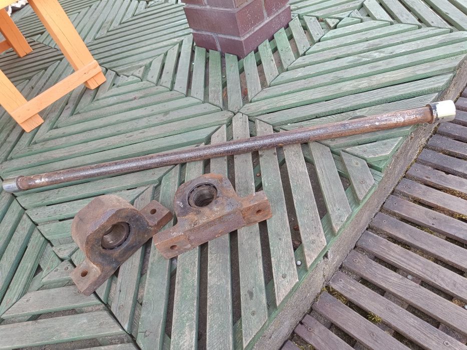 Duże Łożyska z wałem