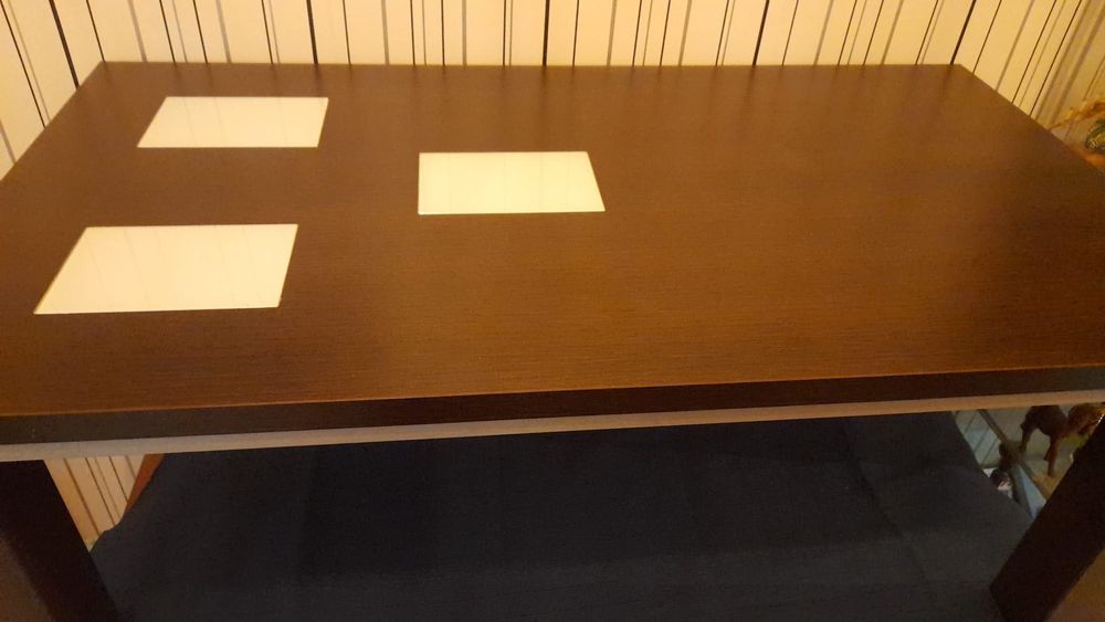 Mesa de centro com 3 retângulos vidro