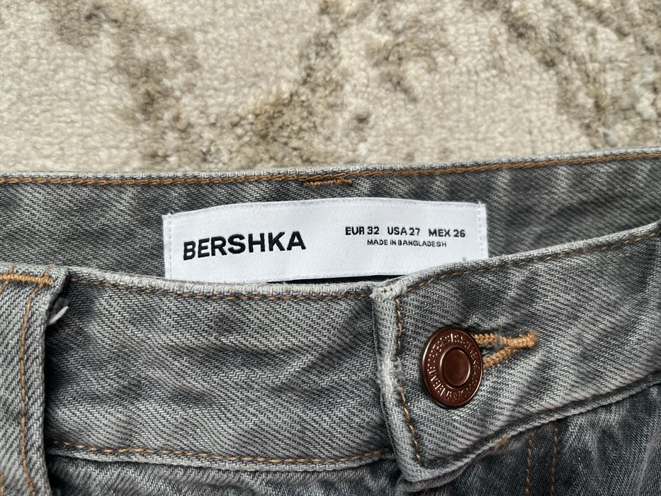 Джинси bershka 32
