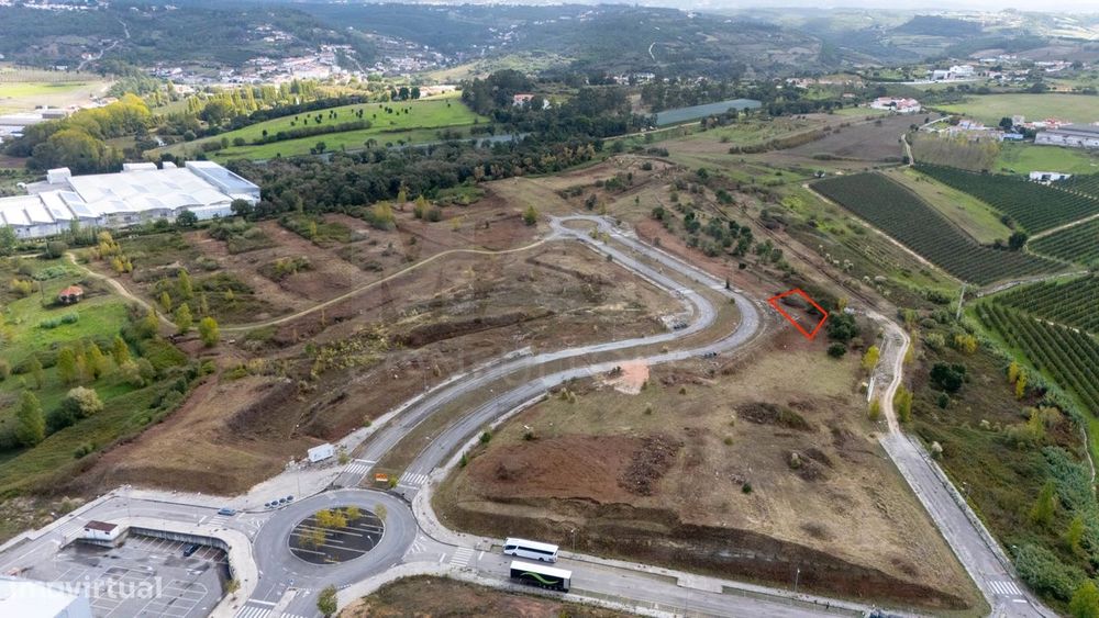 Nova Alcobaça- Lote de terreno para construção de prédio