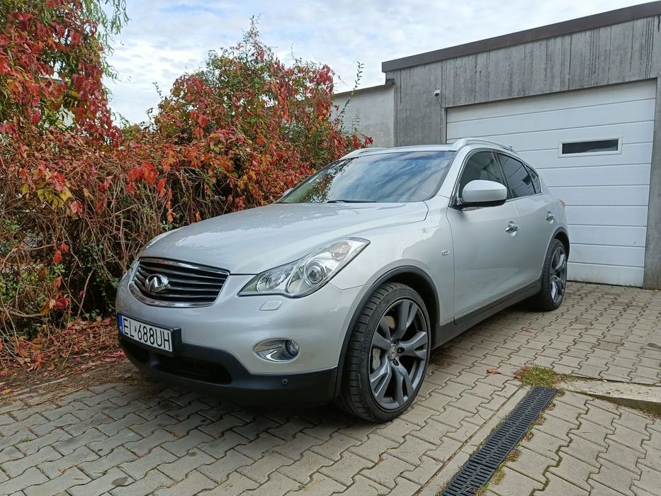 Infiniti EX