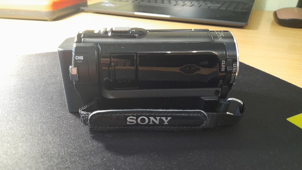Відеокамера Sony