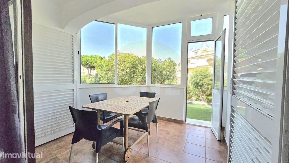 Apartamento T2 No Centro De Olhos De Água