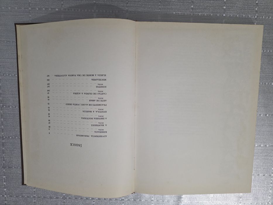 BOCAGE — Poesias Eróticas, Burlescas e Satíricas
Publicações Módio, Braga — Novembro de 1979