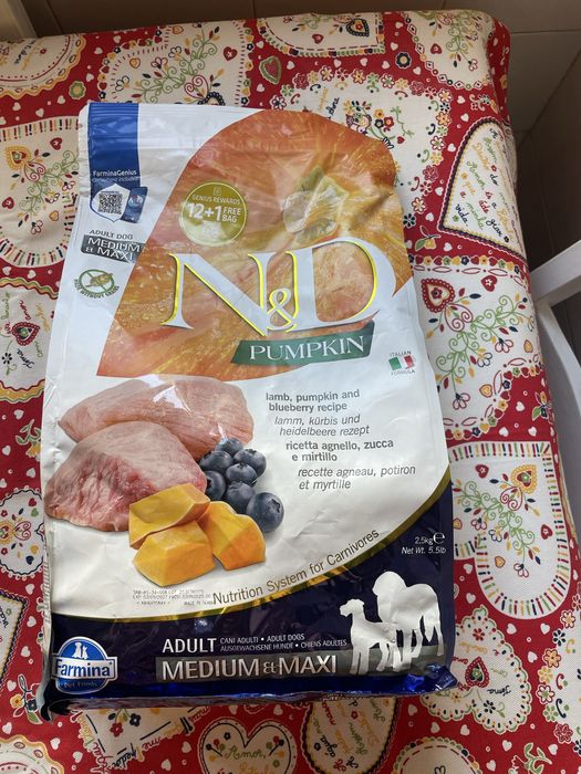 Ração N&D para cães de  porte médio/maxi