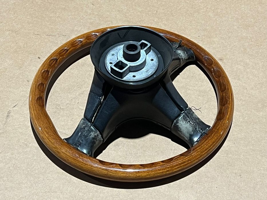 Volante MOMO em Madeira Fiat Punto MK1