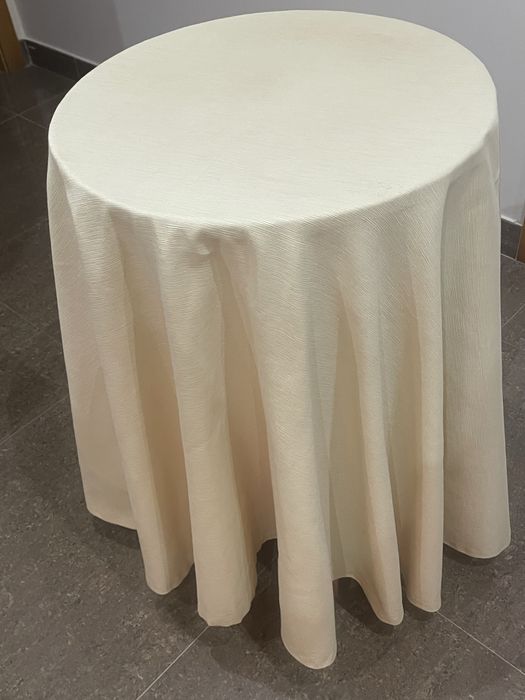 Camilha com toalha incluida