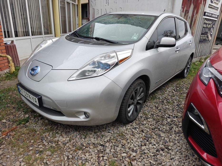 Nissan leaf 24kw Tekna