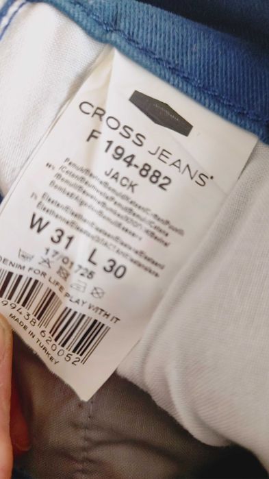 Męskie chinosy Cross Jeans 31/30