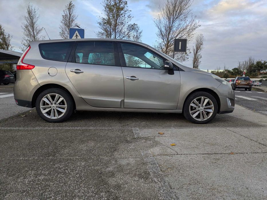 Renault Grand Scenic 3 1.6 DCI 130cv Luxe 7 Lugares