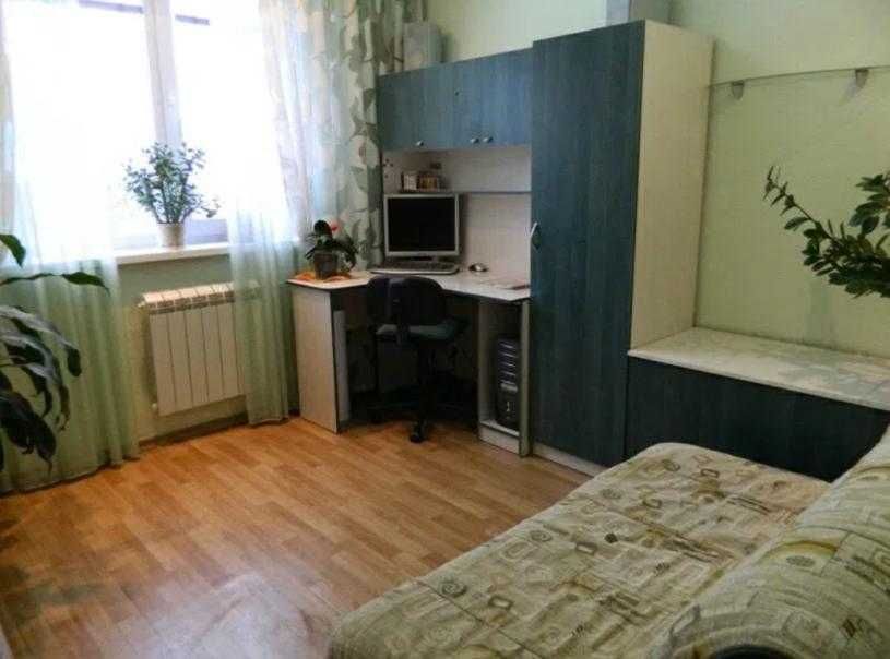 Продам 2х комнатную квартиру на Холодной Горе с капремонтом