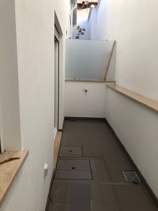 Arrenda-se vivenda T2 mobilada na quinta D. joão