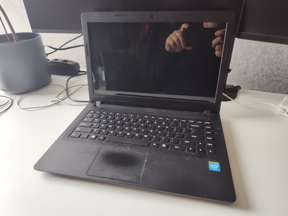 Lenovo Ideapad 100 - 14IBY Matryca i obudowa w stanie jak na zdjęciach